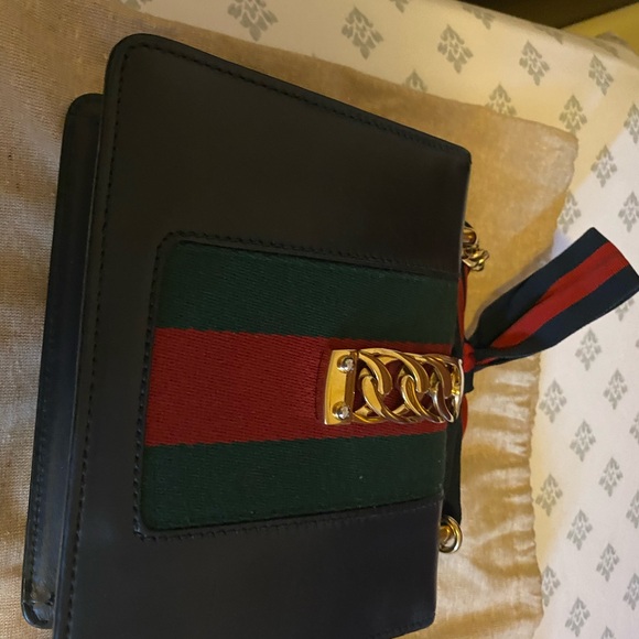 Gucci Sylvie Mini Chain Bag GUC - Picture 7 of 17